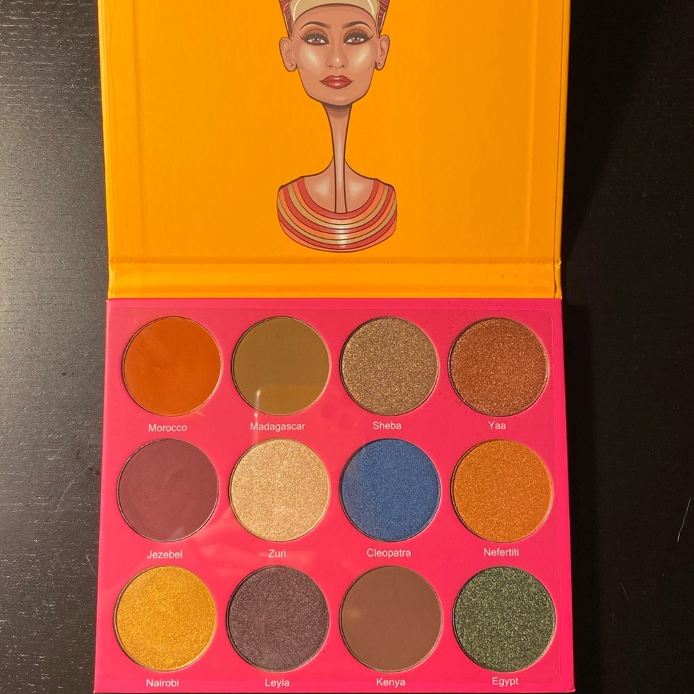 The Nubian 2 eyeshadow palette